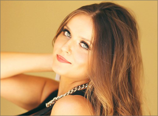 StyleCon Influencer - Irina Bond @bondgirlglam